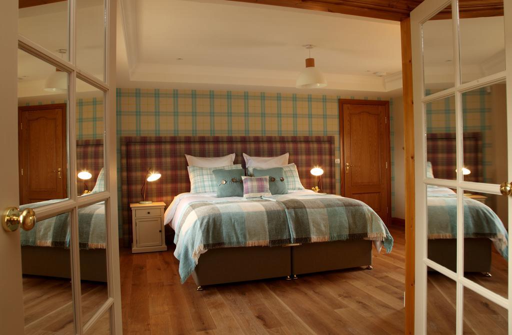 Вілла Hawkswood House And The Roundel Peat Inn Номер фото